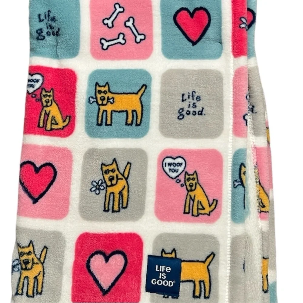 PETS - Life Is Good - ‘I Woof You’ plush throw. 50 x 70”. NWT.